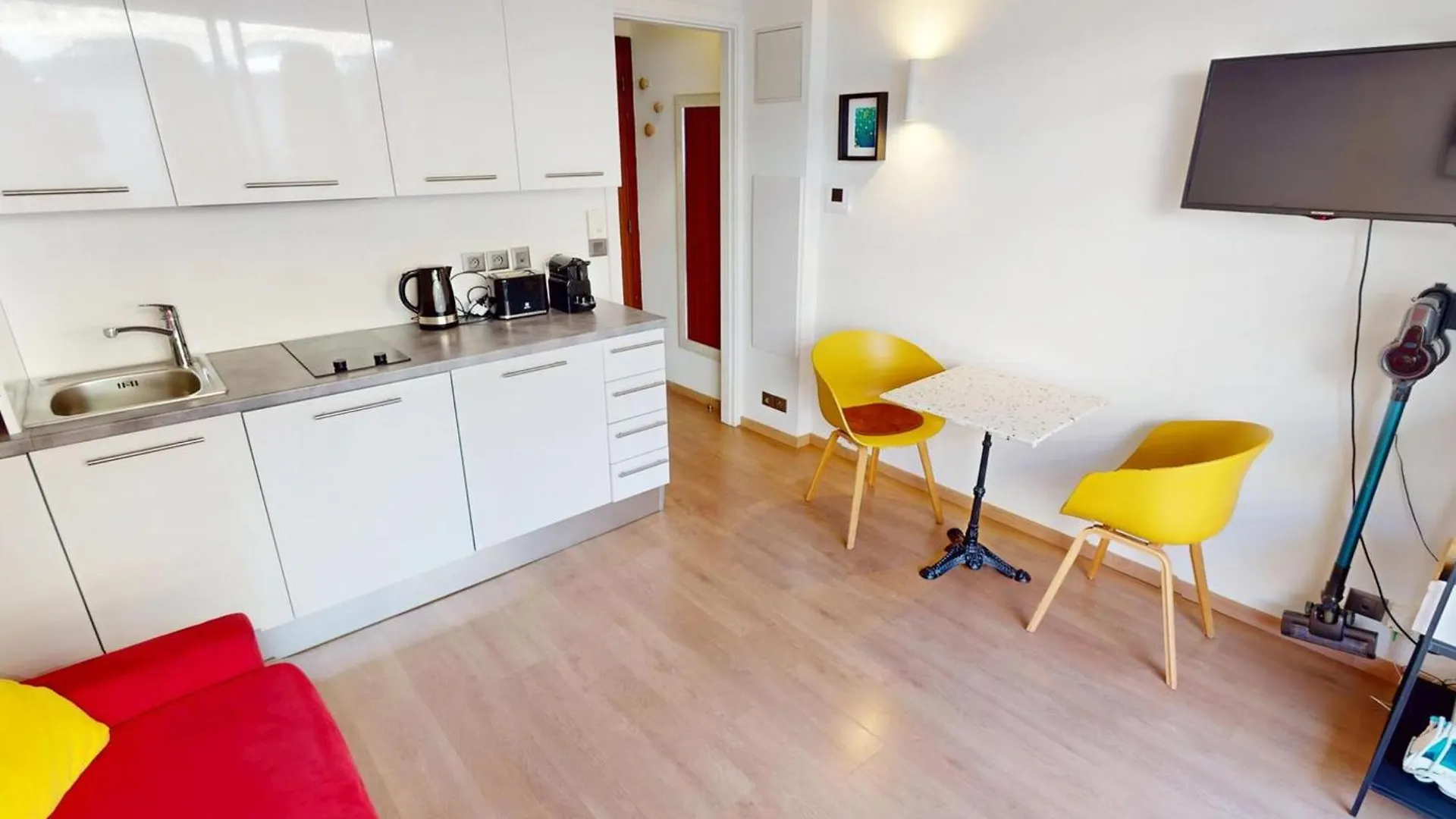 Studio Climatise Avec Terrasse Et Wifi Proche Plages A Menton - Fr-1-196-377