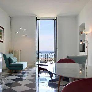 Appartement Le Grand Prestigieux Et Unique, Vue, Menton